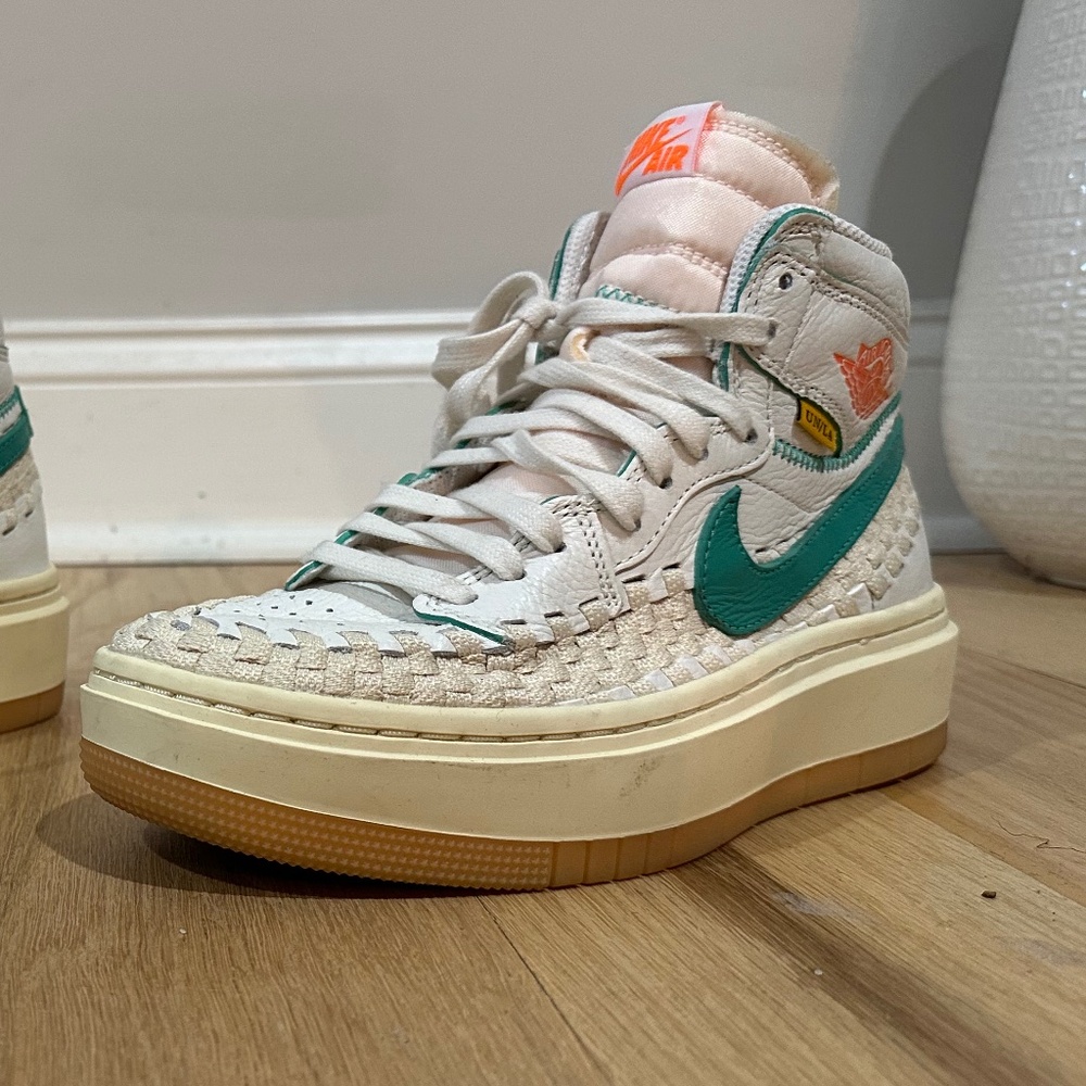 Air Jordan 1 - Elevate High SP